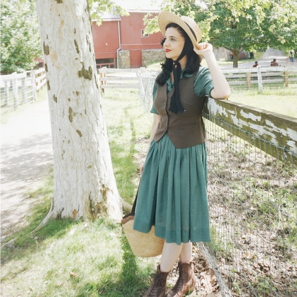 Last chance before donating bundle of vintage / vintage inspired pieces - Picture 4 of 11